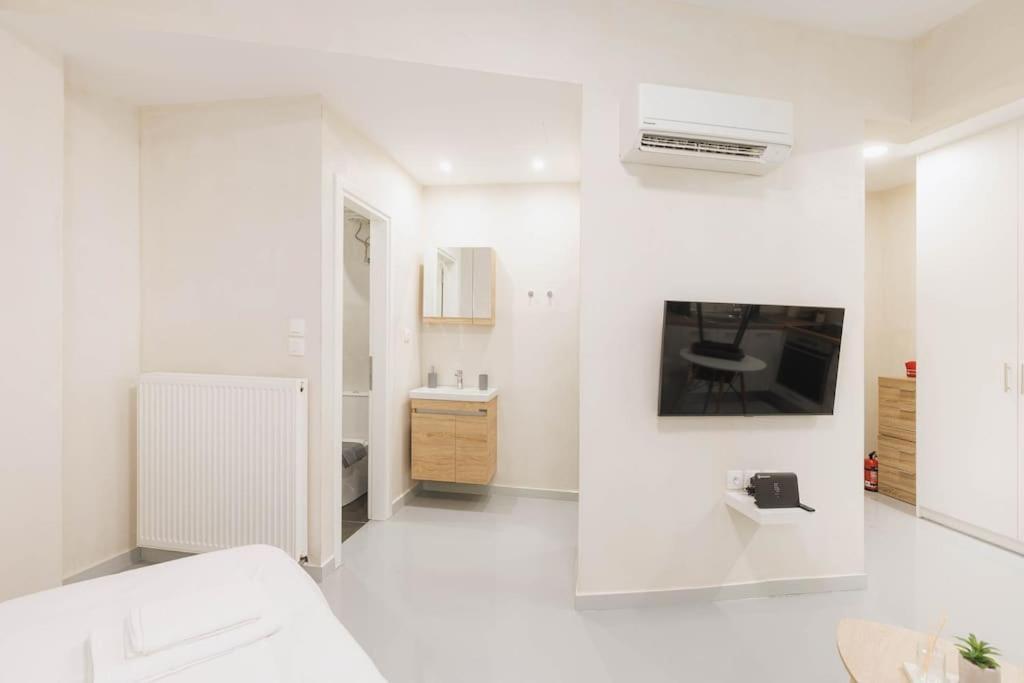 Modern Hiding Place In The Heart Of אתונה מראה חיצוני תמונה